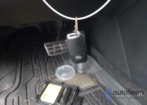 2020 Kia Sportage S z USA, uszkodzony, nr VIN KNDP6CAC3L7764346